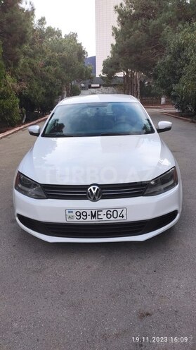 Volkswagen Jetta 2010, 273,588 km - 2.5 л - Bakı