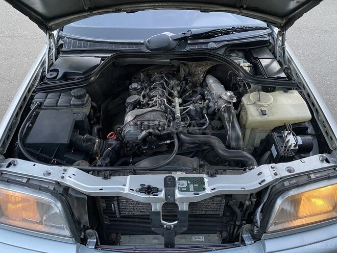 Mercedes C 220 1998, 463,000 km - 2.2 l - Saatlı