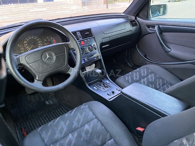 Mercedes C 220 1998, 463,000 km - 2.2 l - Saatlı