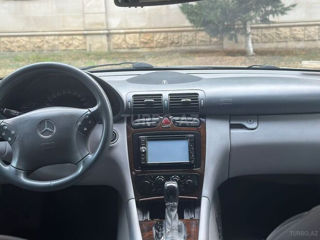 Mercedes C 240 2001, 320,000 km - 2.4 л - Bakı