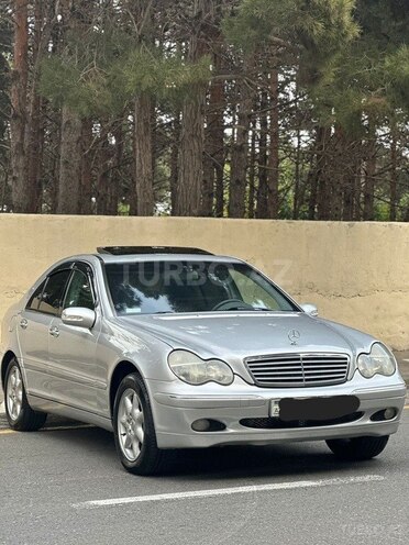 Mercedes C 240 2001, 320,000 km - 2.4 л - Bakı