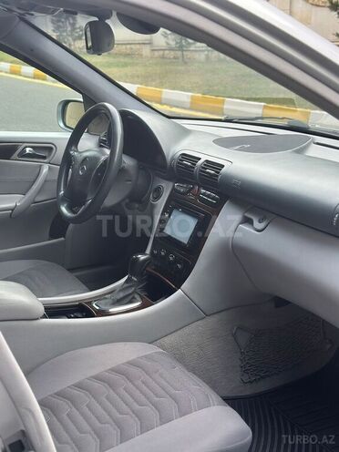 Mercedes C 240 2001, 320,000 km - 2.4 л - Bakı