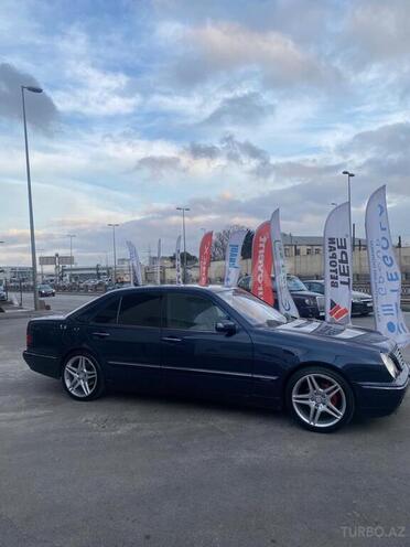 Mercedes E 240 2000, 400,000 km - 2.4 l - Bakı