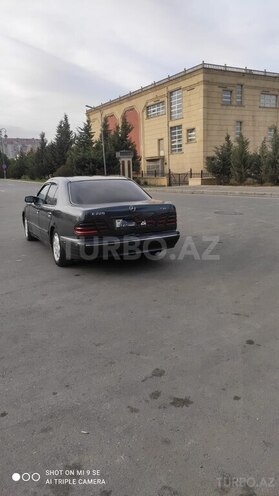 Mercedes E 220 1999, 366,000 km - 2.2 l - Bakı