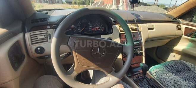 Mercedes E 300 1997, 322,000 km - 3.0 l - Cəlilabad