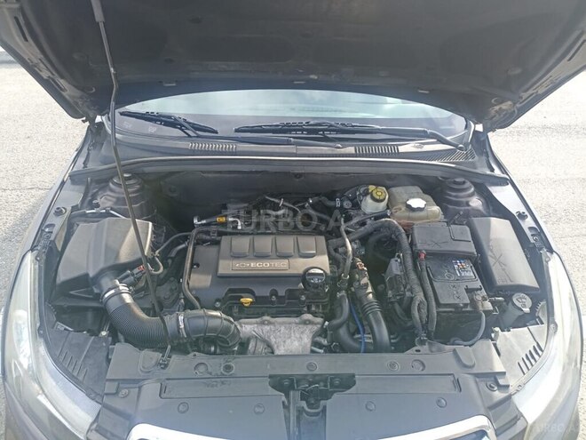 Chevrolet Cruze 2015, 220,055 km - 1.4 л - Şəki