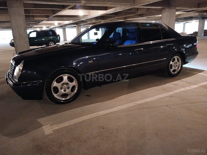 Mercedes E 240 1999, 377,000 km - 2.4 l - Bakı