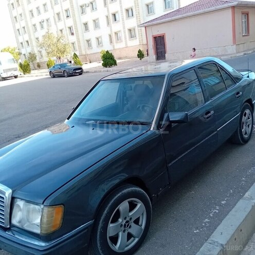 Mercedes 190 1991, 300,000 km - 2.5 л - Naxçıvan