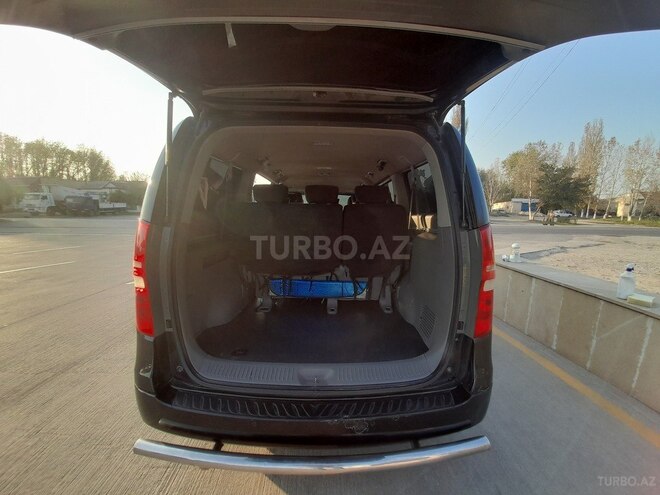 Hyundai H-1 2010, 567,893 km - 2.5 l - Beyləqan
