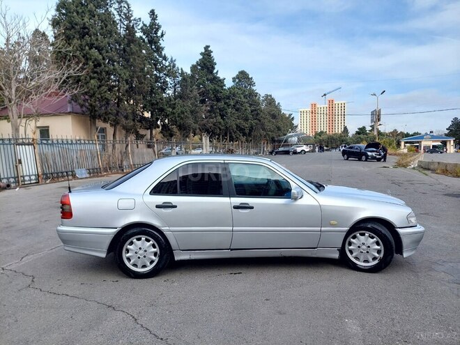 Mercedes C 180 1997, 575,000 km - 1.8 л - Bakı