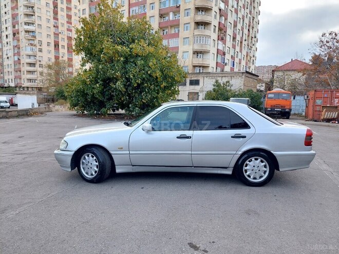 Mercedes C 180 1997, 575,000 km - 1.8 л - Bakı