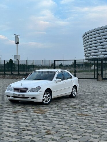 Mercedes C 240 2002, 251,000 km - 2.6 л - Bakı