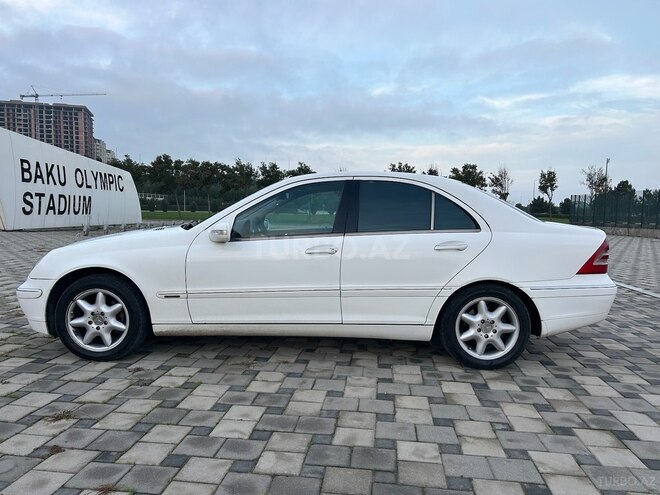 Mercedes C 240 2002, 251,000 km - 2.6 л - Bakı