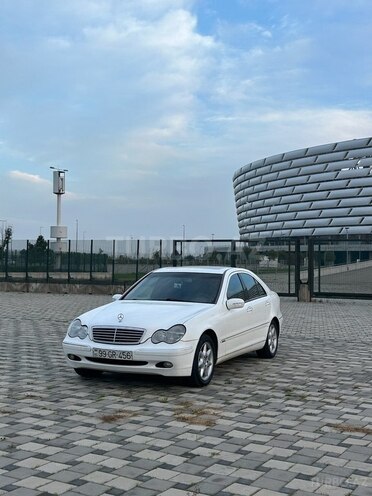 Mercedes C 240 2002, 251,000 km - 2.6 л - Bakı