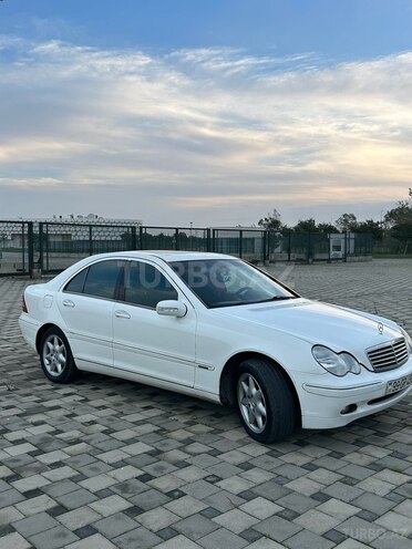 Mercedes C 240 2002, 251,000 km - 2.6 л - Bakı