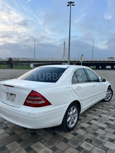 Mercedes C 240 2002, 251,000 km - 2.6 л - Bakı