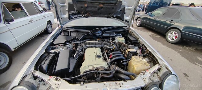 Mercedes E 280 1996, 460,000 km - 2.8 л - Sumqayıt