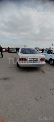 Mercedes E 280 1996, 460,000 km - 2.8 л - Sumqayıt