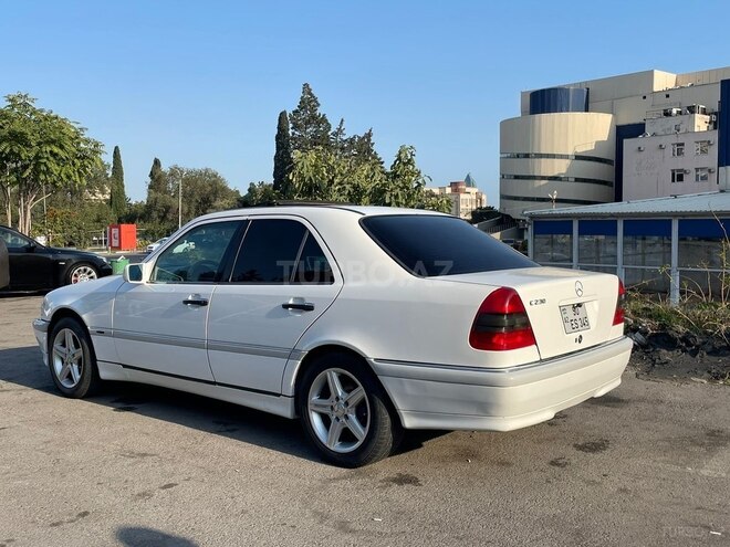 Mercedes C 230 1997, 251,000 km - 2.3 l - Bakı
