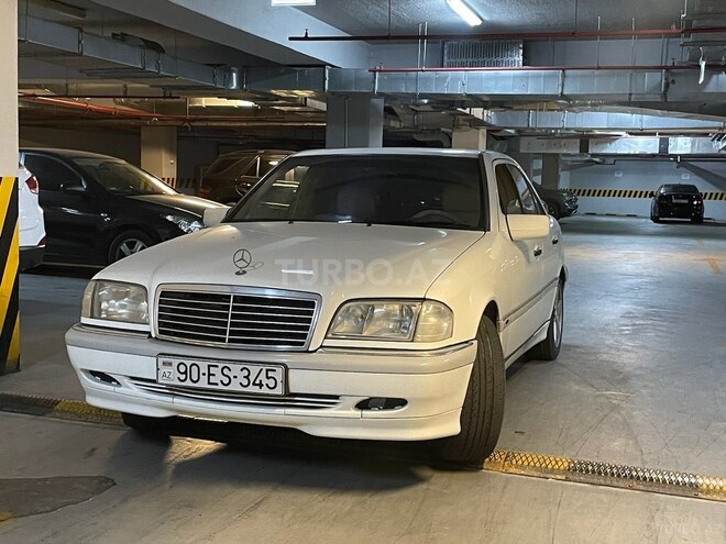 Mercedes C 230 1997, 251,000 km - 2.3 l - Bakı