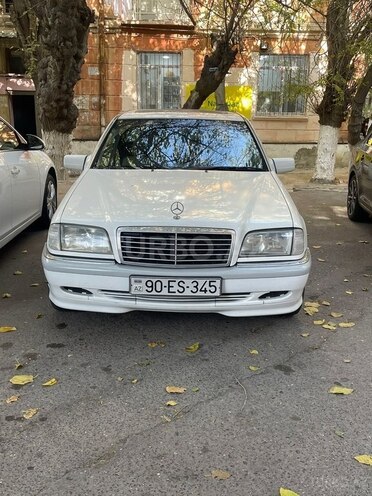 Mercedes C 230 1997, 251,000 km - 2.3 l - Bakı