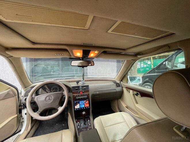 Mercedes C 230 1997, 251,000 km - 2.3 l - Bakı