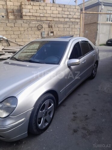 Mercedes C 200 2000, 245,220 km - 2.0 l - Bakı
