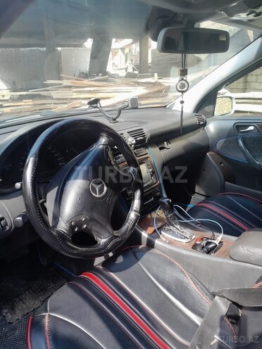 Mercedes C 200 2000, 245,220 km - 2.0 l - Bakı