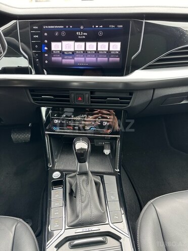 Volkswagen Passat 2022, 10,500 km - 1.4 l - Bakı
