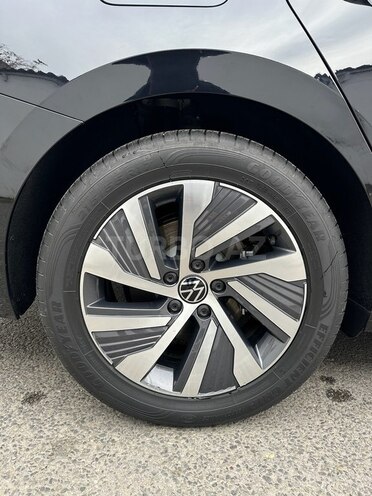 Volkswagen Passat 2022, 10,500 km - 1.4 l - Bakı