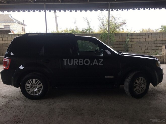 Mazda Tribute 2008, 253,000 km - 3.0 l - Salyan