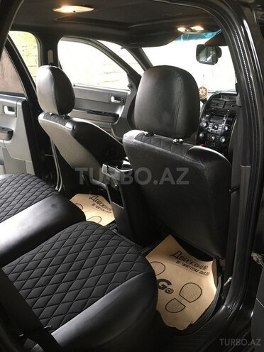 Mazda Tribute 2008, 253,000 km - 3.0 l - Salyan
