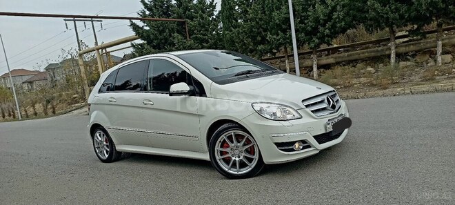 Mercedes B 170 2008, 105,000 km - 1.7 l - Bakı