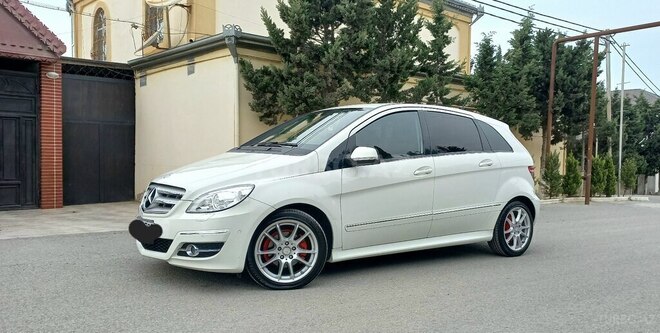 Mercedes B 170 2008, 105,000 km - 1.7 l - Bakı