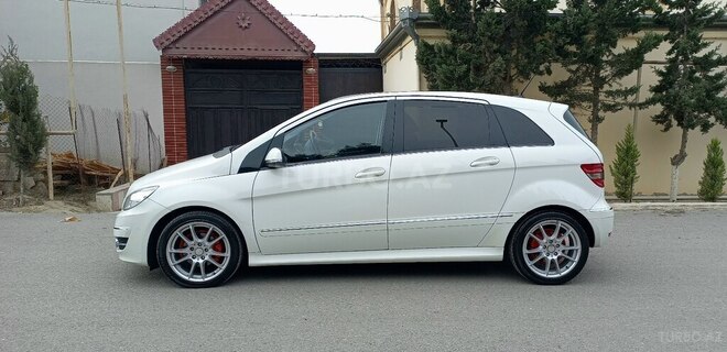 Mercedes B 170 2008, 105,000 km - 1.7 l - Bakı