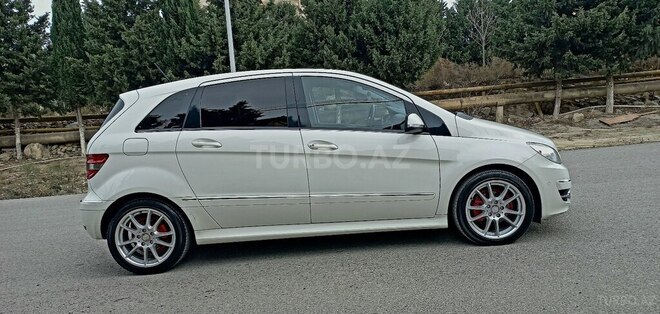 Mercedes B 170 2008, 105,000 km - 1.7 l - Bakı