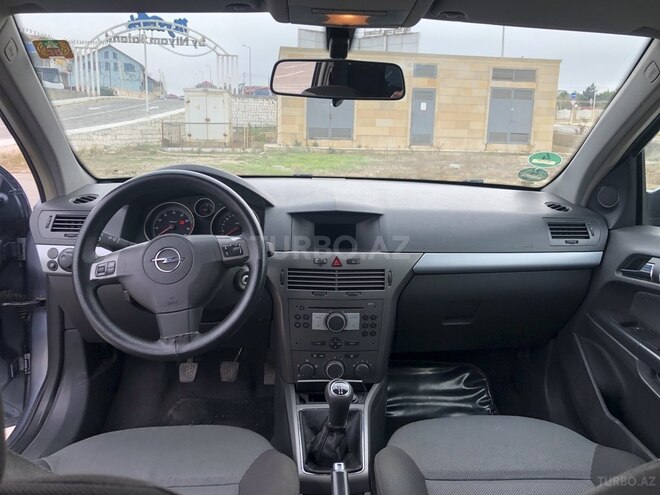 Opel Astra 2005, 279,000 km - 1.4 л - Bakı