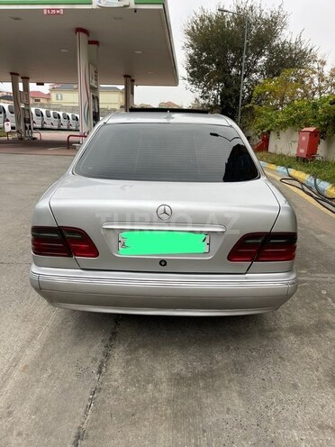 Mercedes E 220 2000, 274,000 km - 2.2 l - Bakı