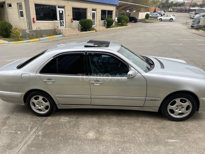 Mercedes E 220 2000, 274,000 km - 2.2 l - Bakı