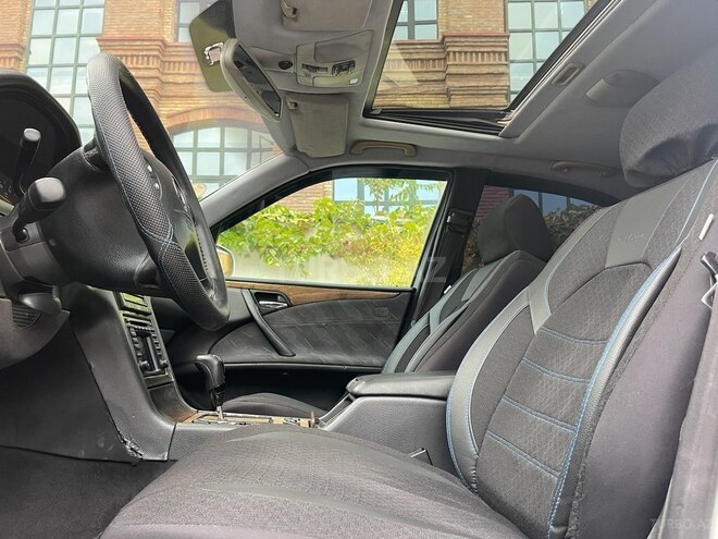Mercedes E 220 2000, 274,000 km - 2.2 l - Bakı