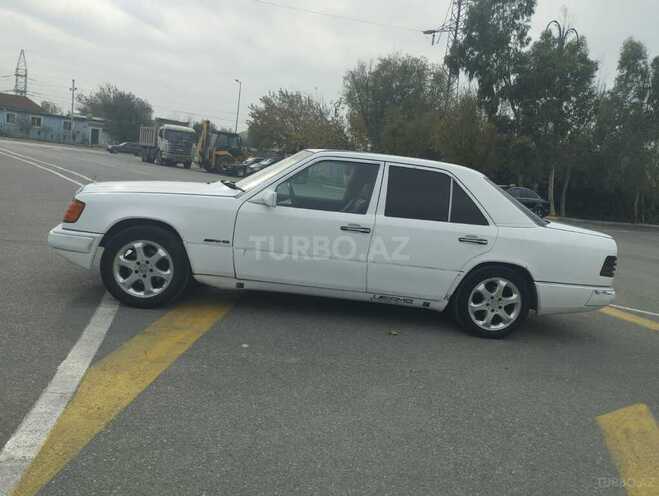 Mercedes E 220 1991, 438,000 km - 2.2 л - Sumqayıt
