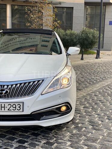 Hyundai Grandeur 2014, 240,000 km - 2.2 l - Bakı