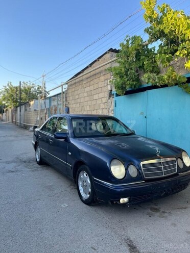 Mercedes E 250 1996, 451,458 km - 2.5 l - Bakı