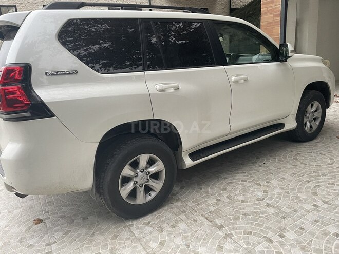 Toyota Prado 2011, 293,000 km - 2.7 l - Bakı