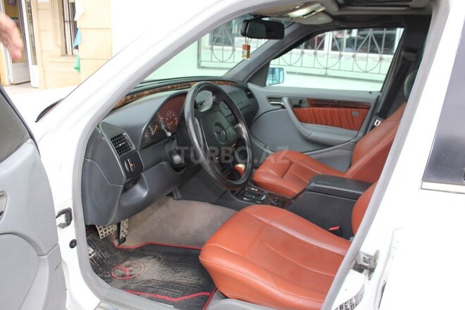 Mercedes C 230 1998, 269,670 km - 2.3 л - Şirvan