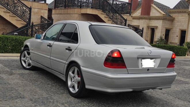 Mercedes C 180 1999, 218,405 km - 1.8 l - Sumqayıt