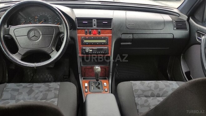 Mercedes C 180 1999, 218,405 km - 1.8 l - Sumqayıt