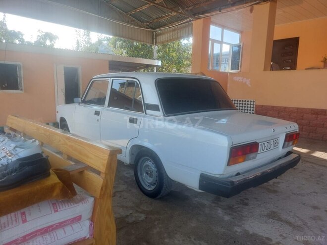 LADA (VAZ) 2107 2007, 298,000 km - 1.6 л - Saatlı