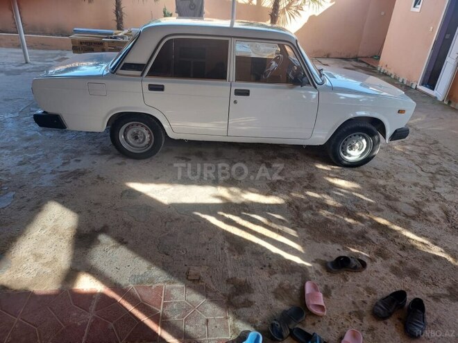 LADA (VAZ) 2107 2007, 298,000 km - 1.6 л - Saatlı