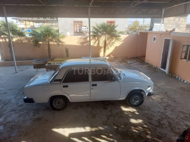 LADA (VAZ) 2107 2007, 298,000 km - 1.6 л - Saatlı